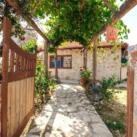 Likya House - Deniz Ve Doga Manzarali, Havuzlu Patara