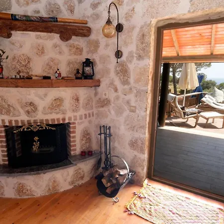 Likya House - Deniz Ve Doga Manzarali, Havuzlu