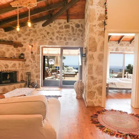 Likya House - Deniz Ve Doga Manzarali, Havuzlu Villa Patara